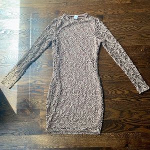 Beige Windsor mini dress size small